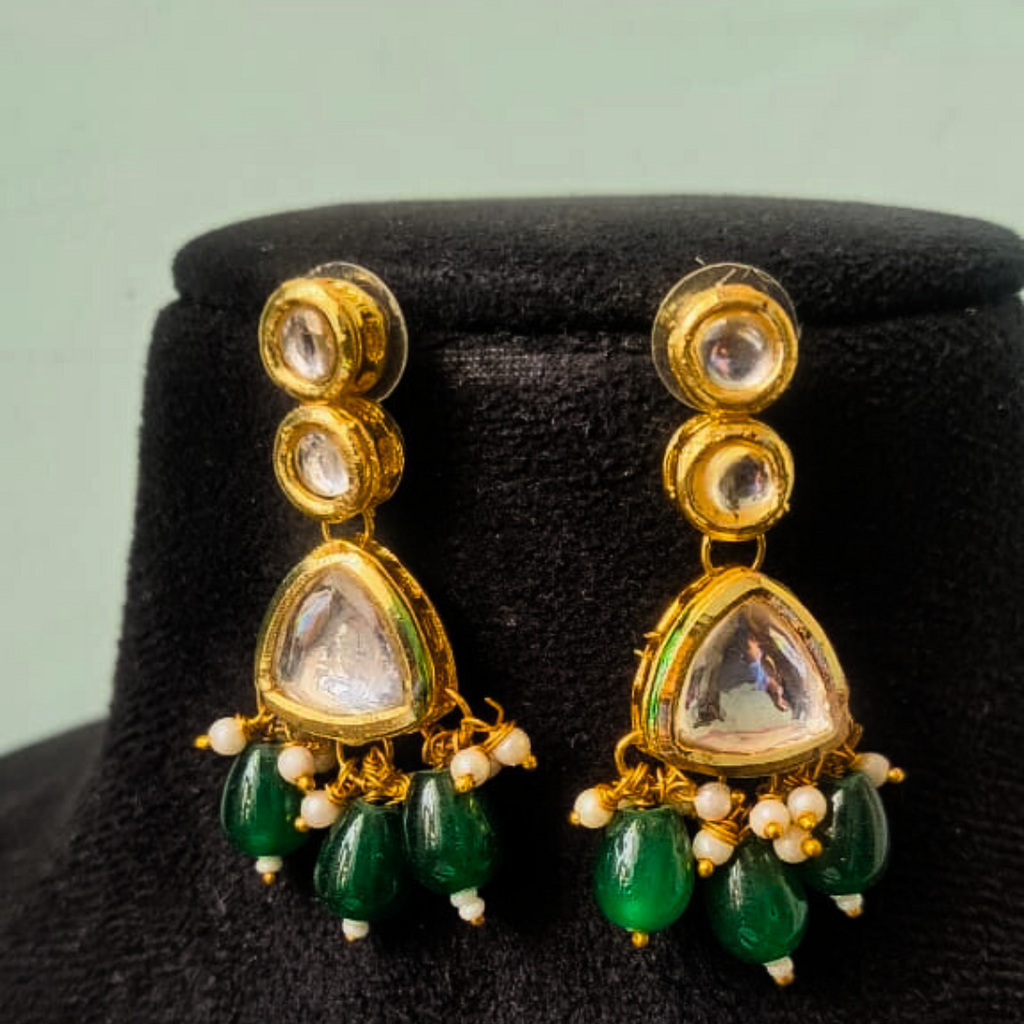 Sturning Kundan With Green Beads Earrings