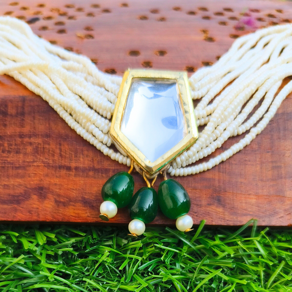 Kundan Necklace With Green Beads