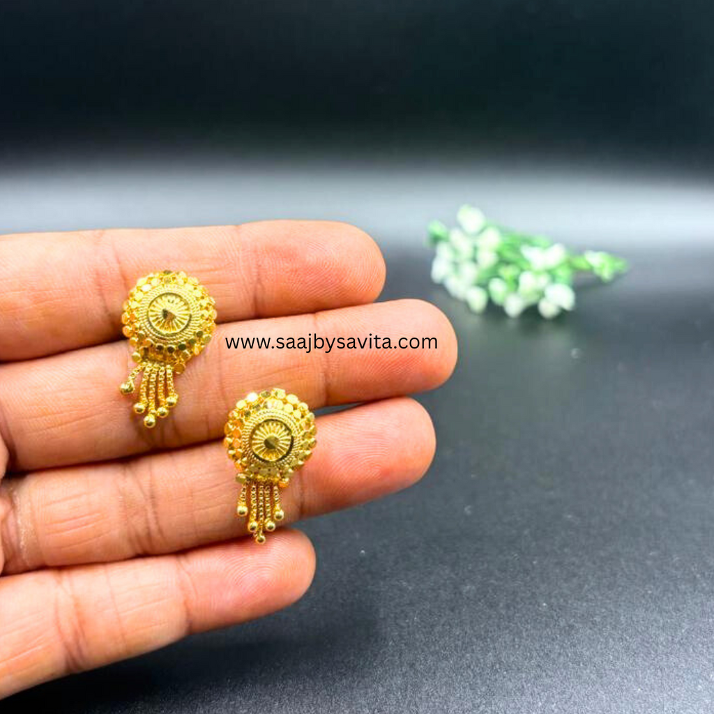 Beautiful Small Designer Earring Gold Plated