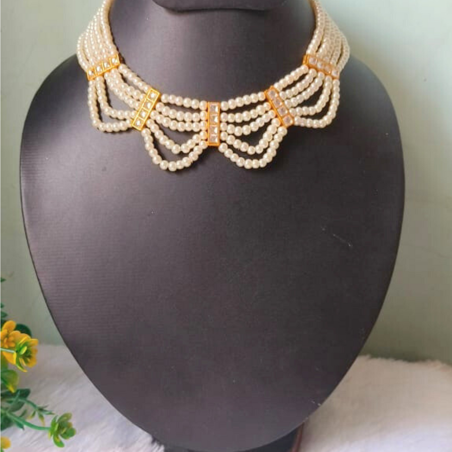 Stunning Multi-Layered Pearl Necklace Ek Perfect Fusion Hai Tradition Aur Trend