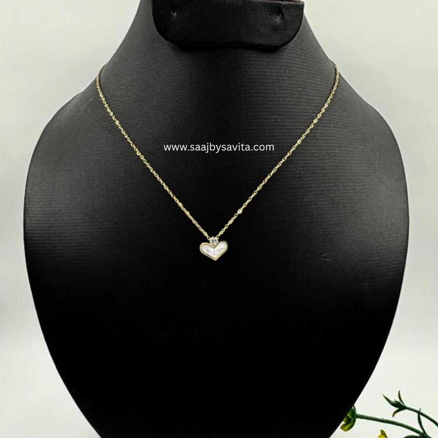 Anti Tarnish Chain Adjustable With Little Heart Pendant