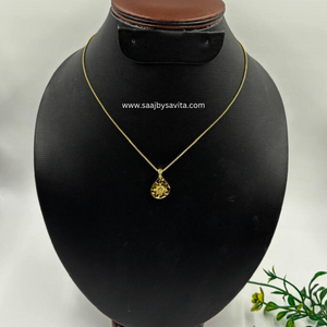 Anti Tarnish Chain With Unique Design Pendant